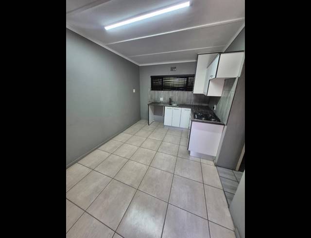 1 BEDROOM PROPERTY TO RENT IN VANDERBIJLPARK SW 5